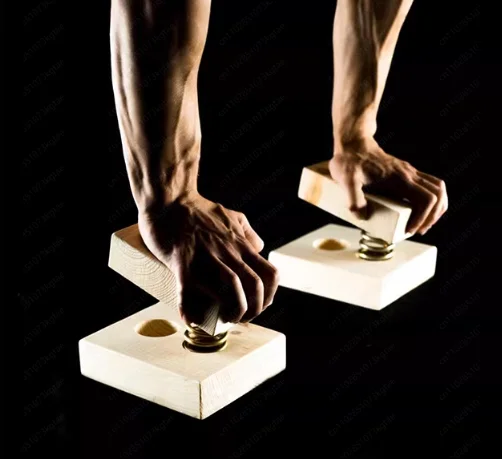 European beech, wrist workout, push-up bracket, inverted stand, wrist strength detail, shoulder punch, advanced workout