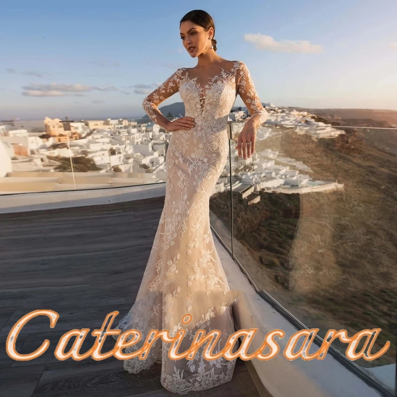 Splendido abito da sposa a sirena a maniche lunghe con applicazioni di pizzo per la sposa 2023 decorazione con bottoni Illusion Back Vestido De Novia