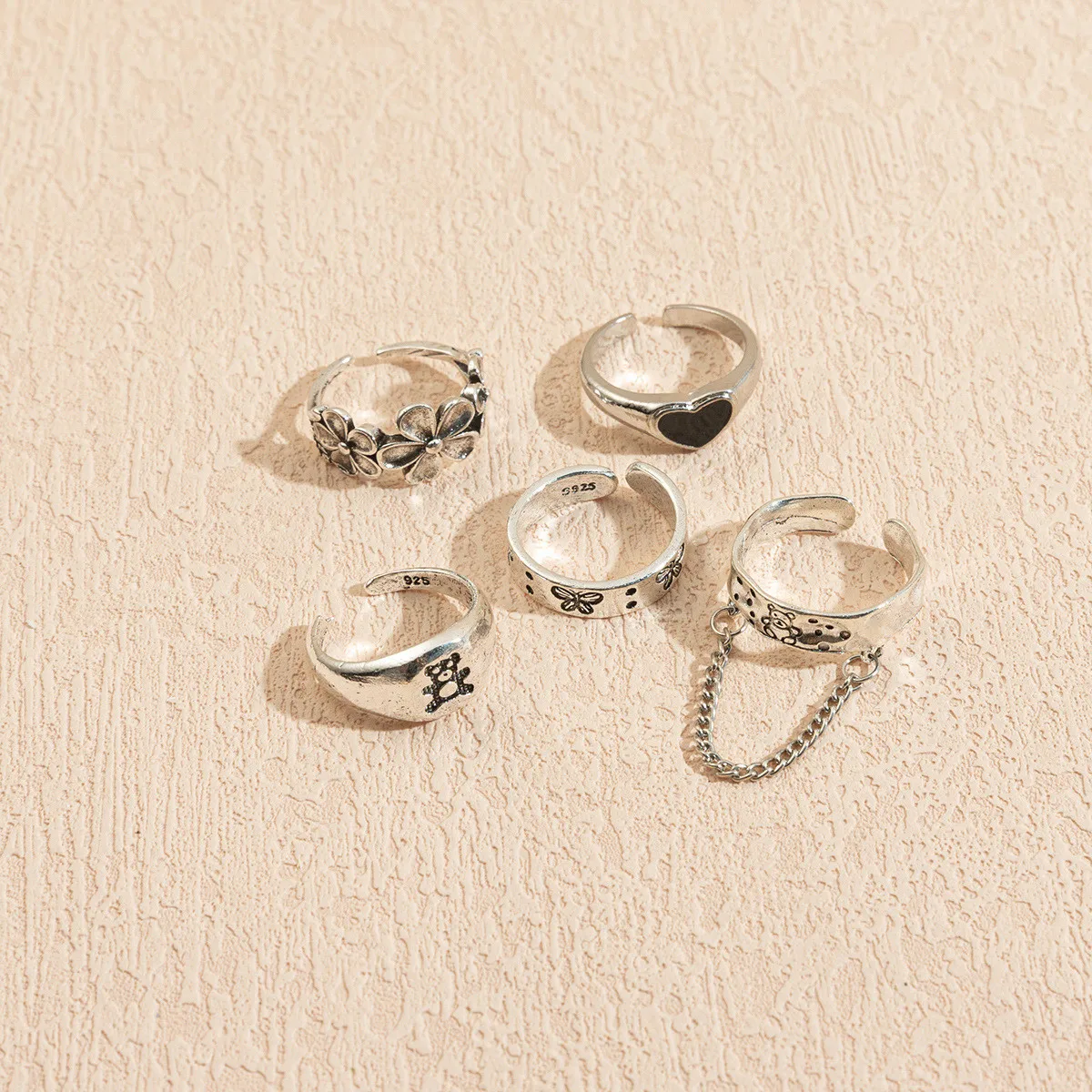 

Новый регулируемый комплект колец с кисточками Bear для женщин: модные персонализированные комбинированные украшения и аксессуары