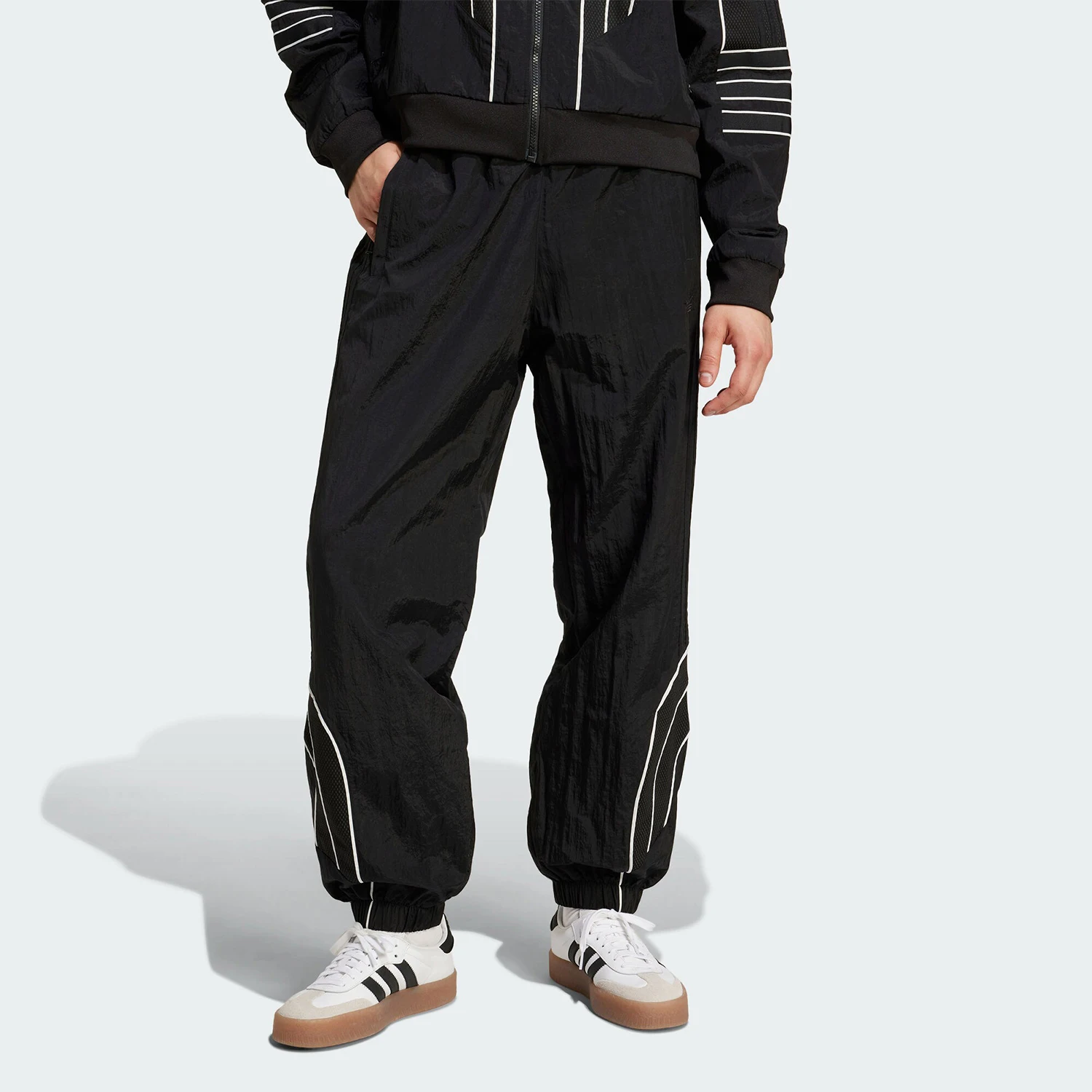 Adidas Official Genuine Three Stripes Men's Sports Cuffed Loose Pants IX6712