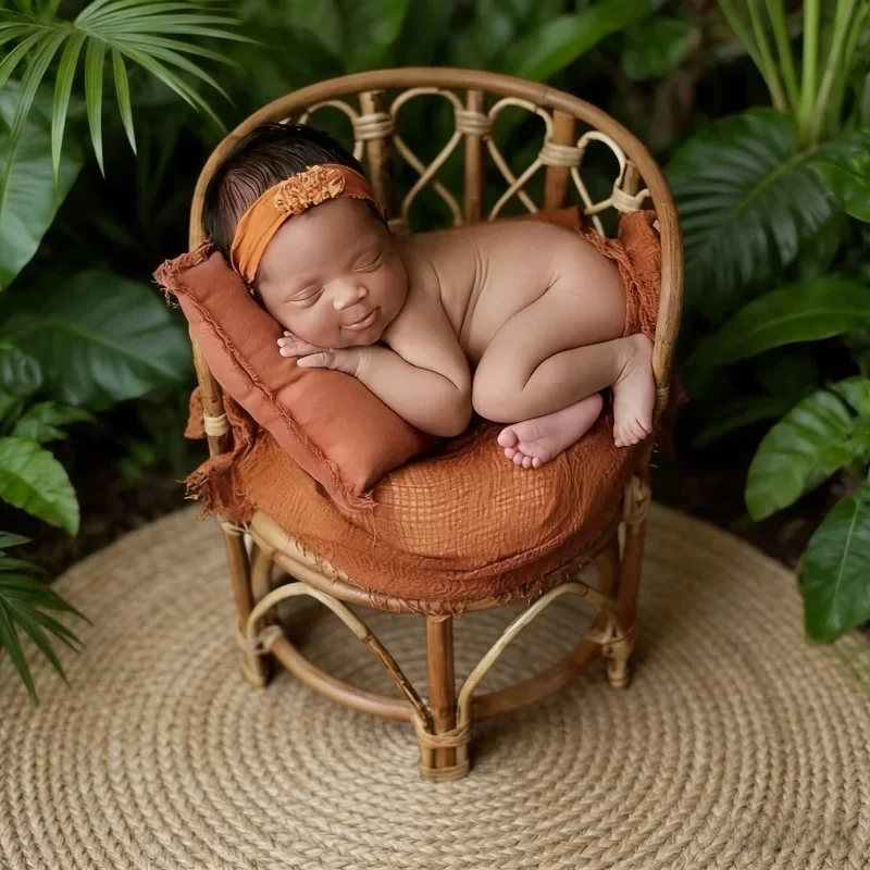 Retro Wicker Rattan Small Chair Posing Furniture Studio Shooting Decor Newborn Portrait Photoshoot Background Layout Prop
