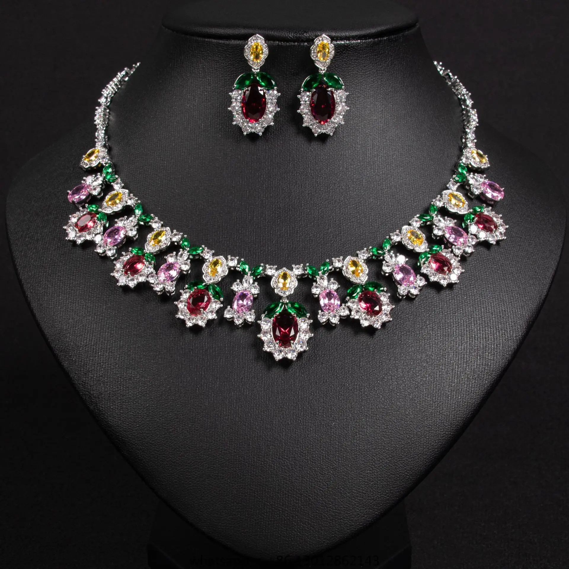 

Floral zircon necklace earrings set