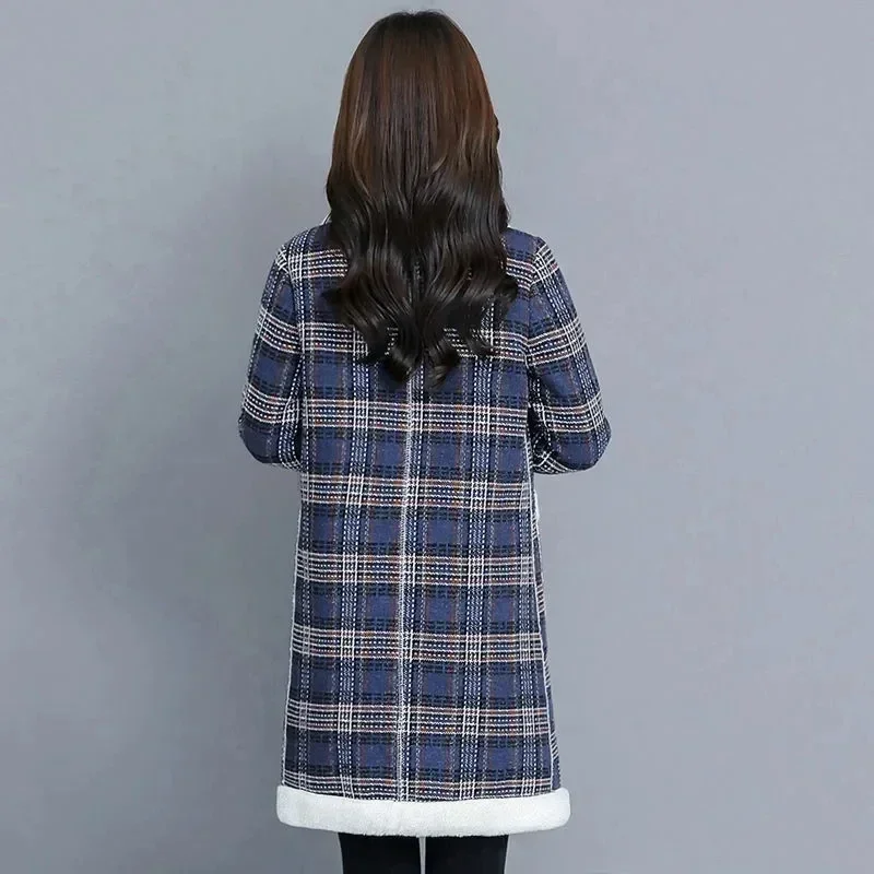 Winter Korean Plus velvet Thicken Women\'s Jacket Warm Loose Plaid Long Outerwear Faux Lamb velvet Coats Large size Female Parkas