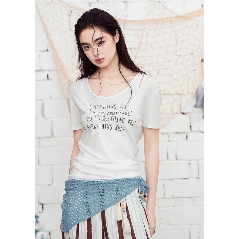 ELFSACK Double-Layer Textured Fitted T-Shirt, Off-Shoulder Ruched Short Sleeve Top