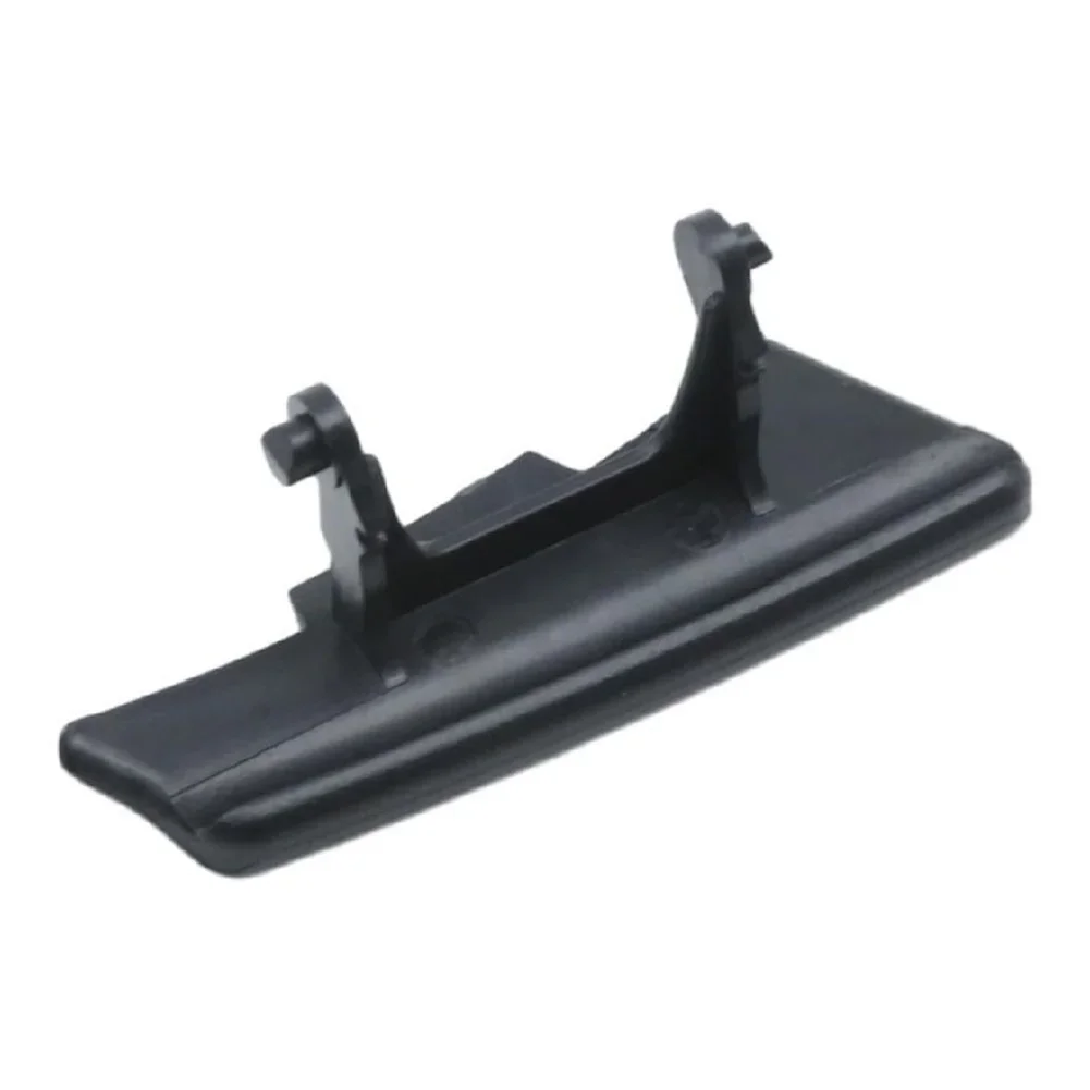 51169317565 Replacement Center Console Latch Hassle-free Installation Precise Engineering High-grade Plastic Material