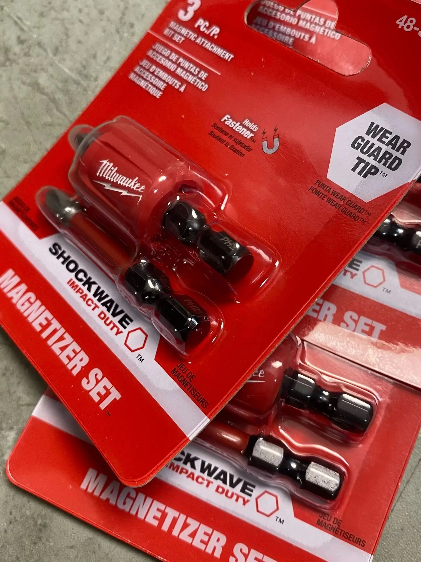 Milwaukee 48-32-4550 3PC SHOCKWAVE Impact Duty Magnetic Attachment & PH2 Bit Set Professional Power Tool Accessories