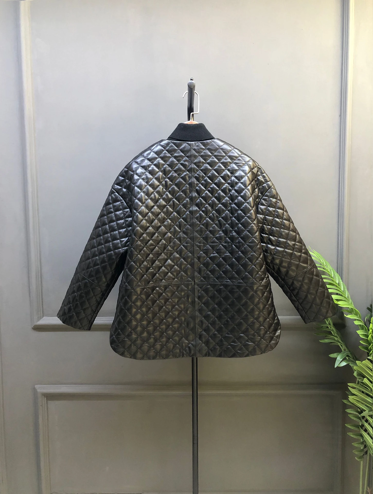 Women's Warmth eepskin Jaet with Large kets Loose Fit Cotton  Diamond Pattern Wide Version Single Button Coat