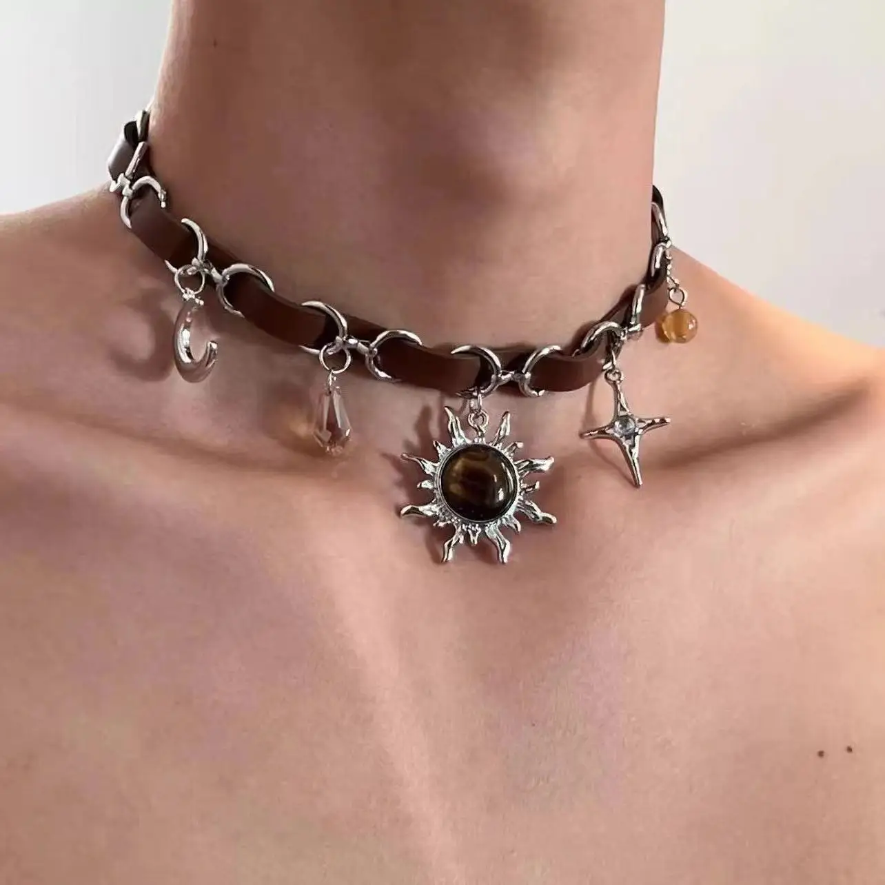 2024 neue Vintage-Halskette, doppelstöckige Perle, Tigerauge, luxuriöser Hofstil, Unisex-Halsband für Damen und Herren, Paarschmuck