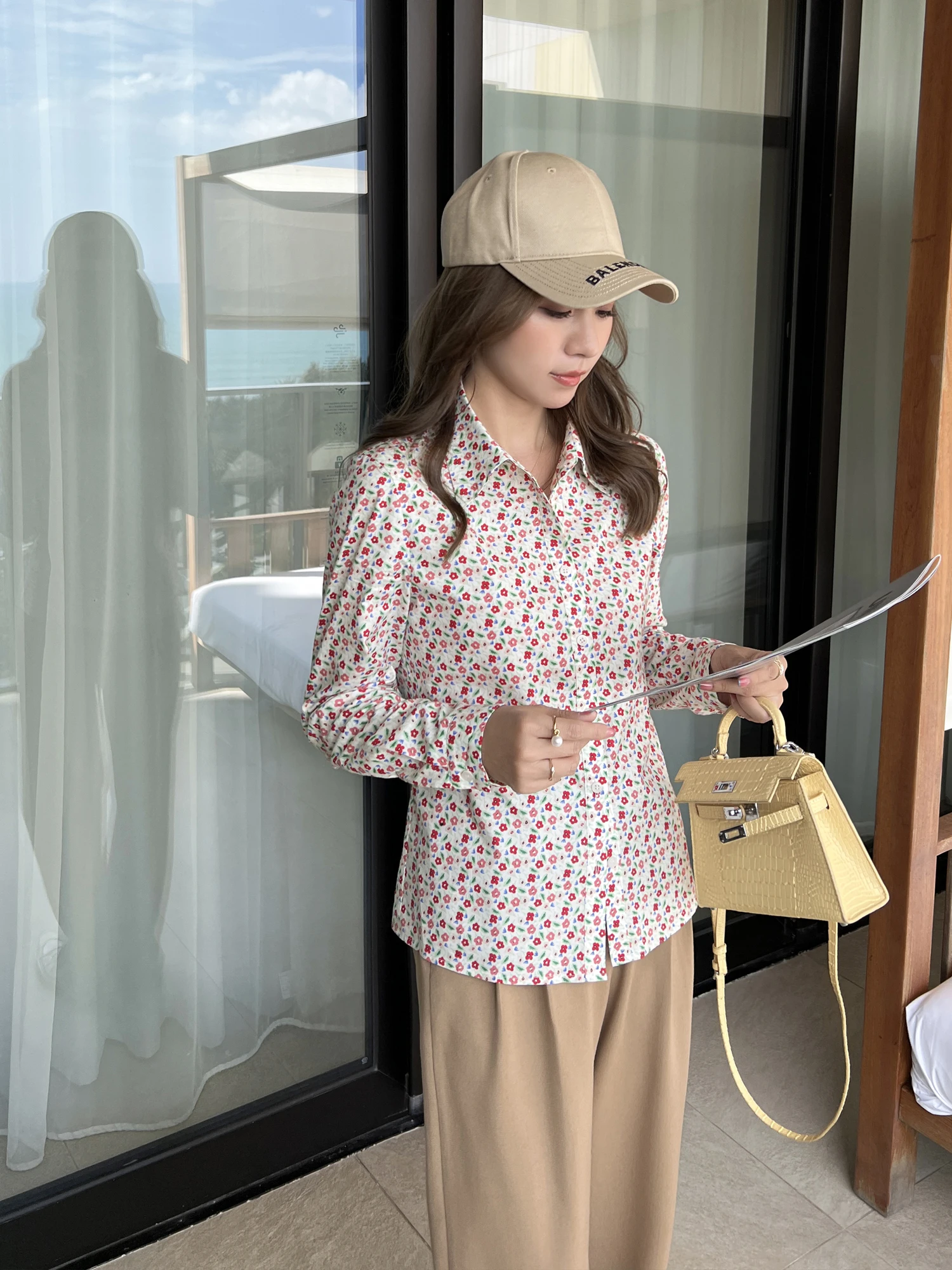 

Женская рубашка Zhang ei Spring с цветочным принтом, корейский стиль, с воротником, длинными рукавами, прямого кроя, для повседневной носки