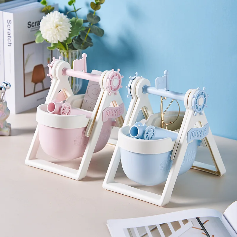 Nuovo creativo simpatico portapenne per nave pirata, decorazioni per il desktop, ornamenti, scatola di immagazzinaggio multifunzionale