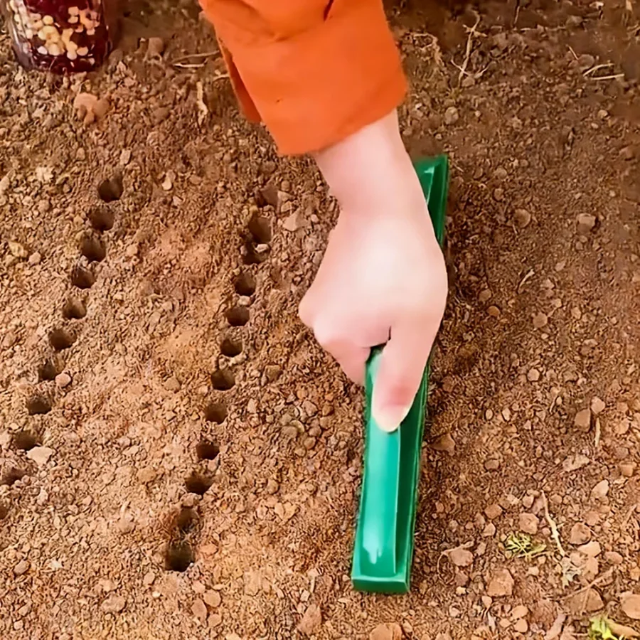 Seed Sowing Tool - Soil Hole Drilling/Spacing Tool for Agri Land & Garden Veg Planting, Plastic Rake, Non-Electric