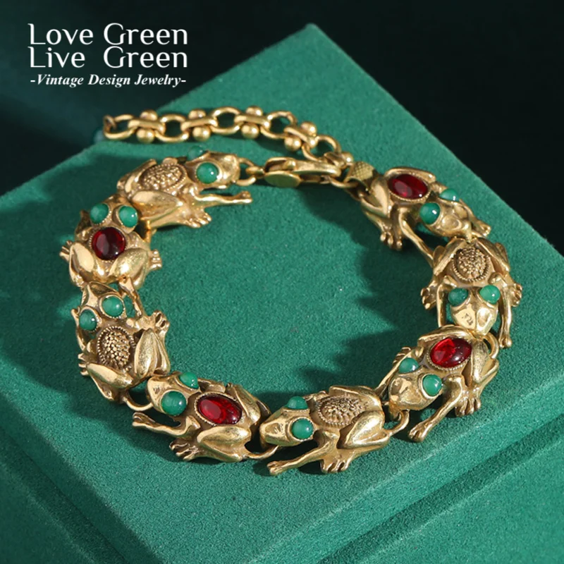 

Vintage Jewelry Lucky Toad Bracelets For Women Green Red Agate Antique Gold Color Charm 2025 Accessories Mothers Day Gift New