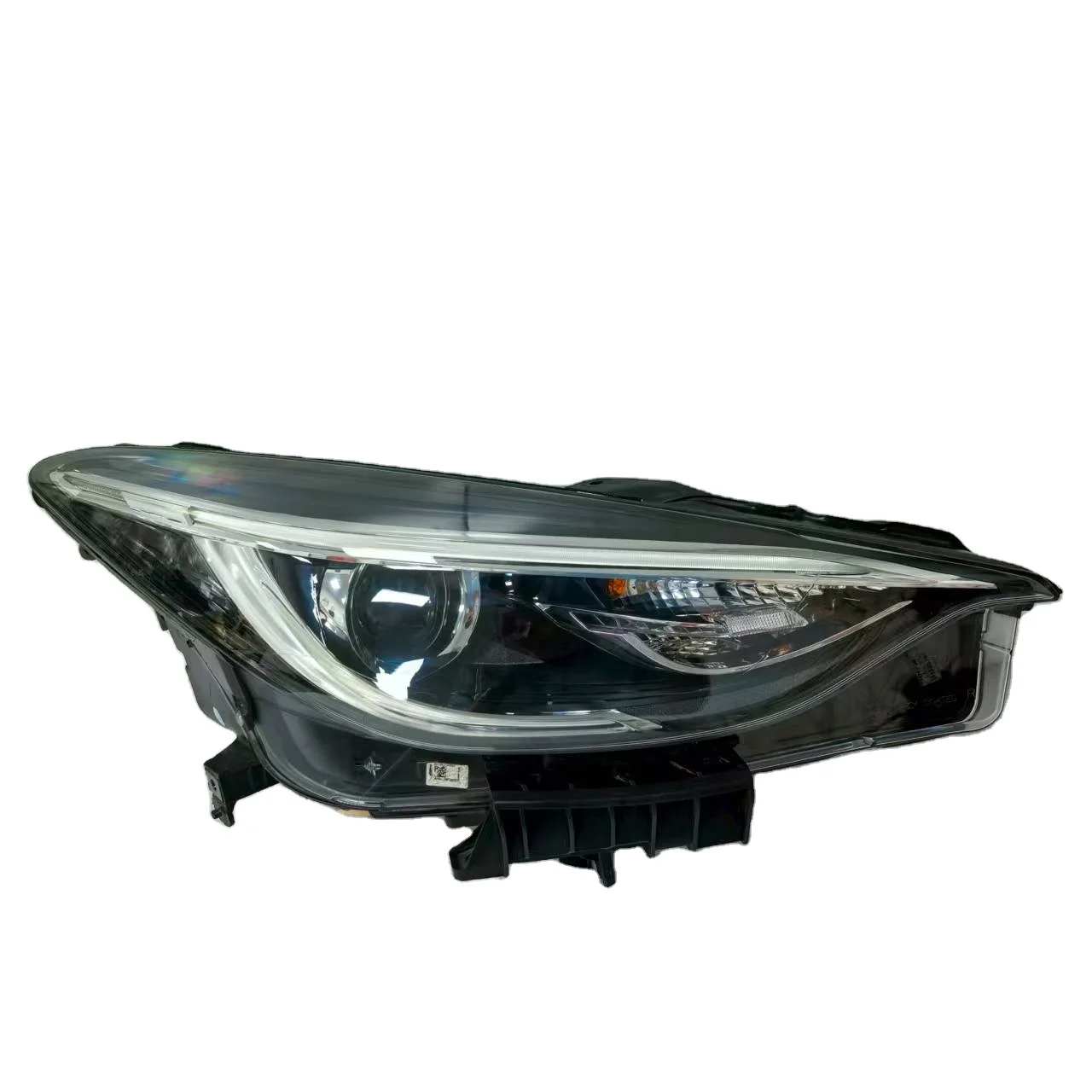 

Suitable for 2018-2020 Year Infiniti QX30 Q30 Front Lighting Headlight Assembly Right Light-emitting Diodes 90070682