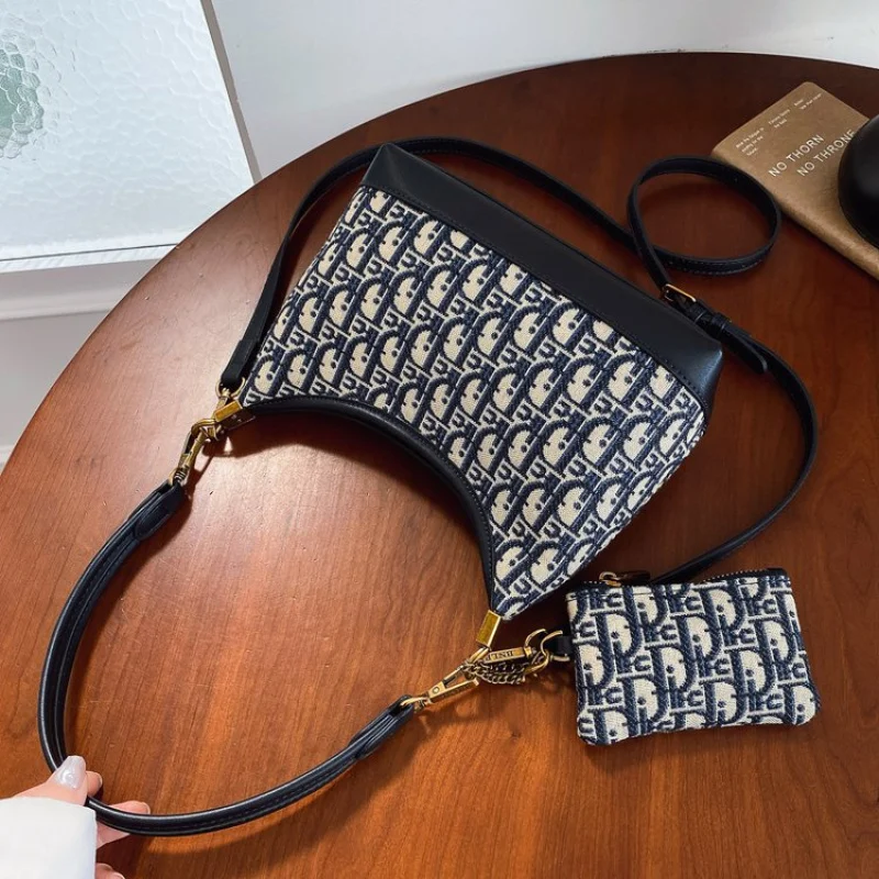 Chique leren crossbodytas voor dames met schouderriem Elegante klassieke messenstijl voor damesmode
