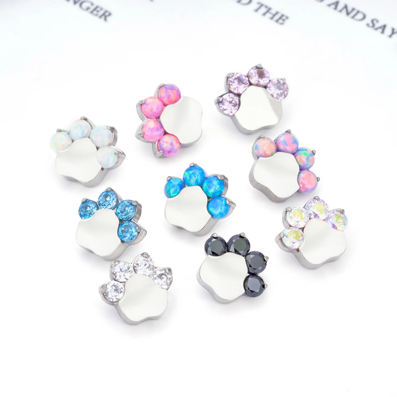 G23 Titanium Piercing 16G Internal Thread Push in Cat paw CZ Labret Nose Ear Studs Helix Cartilage Tragus Women Body Jewelry