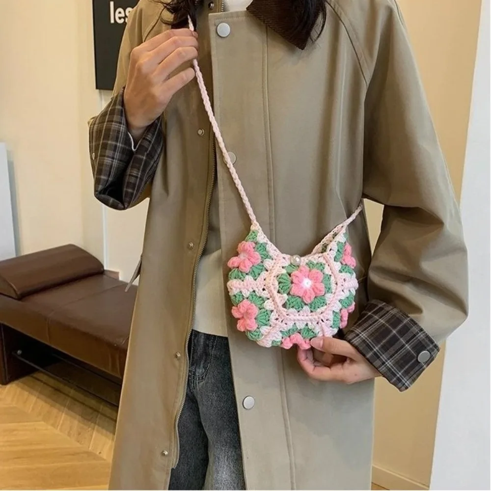 

Sweet Handmade Crochet Crossbody Bag Fabric Yarn Knitted Shoulder Bag Flower Pattern Small Change Purse