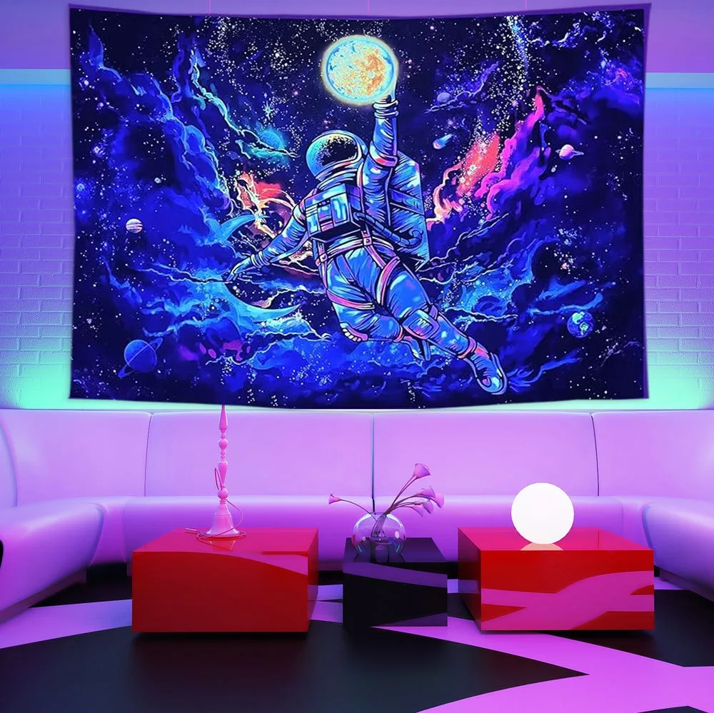 Tapiz de Astronauta Reactivo a los Rayos UV, Póster de Galaxia y Espacio para Luz Negra, Impresión Plana 2D en Tela Peach Skin para Decoración de Paredes de Dormitorios y Salas de Juego