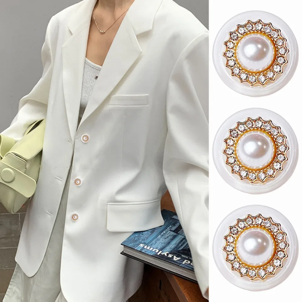 

5 Pcs Beautiful Pearls Diamonds Transparent Metal Resin Buttons Elegant Women's Suits Jackets Dresses Cardigans Fashion Buttons