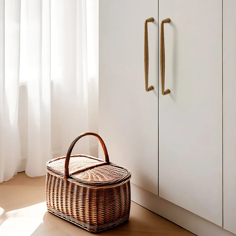 Nordic Light Luxury Cabinet Pulls Simple Elegant Zinc Alloy Handles Knobs for Kitchen Drawers 4 Colors Dresser Hardware