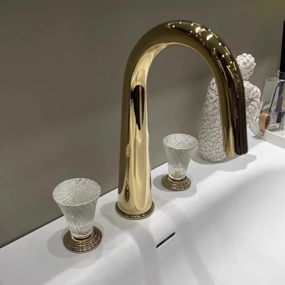 Luxury Gold Widespread Bathroom Basin Faucet Crystal Handle  Lavatory Mixer Tap Brass Three Hole Sink tap New Art Faucet