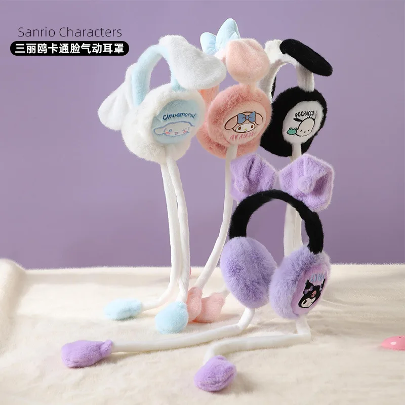 

Симпатичные Sanrioed Kuromi My Melody Cinnamoroll Pochacco сохраняют тепло и холодостойкие зимой с пневматическими наушниками для тепла