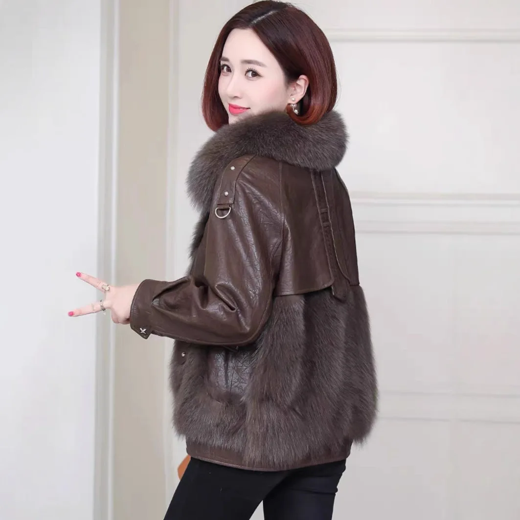 New Women's Faux Leather Jacket With Fur Collar Patchwork Faux Fur Comfortable Trendy Versatile Fashion Casual Daily Wear Jacket