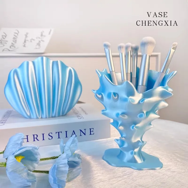 

Desktop art ornaments in Ins style, high-end niche desktop storage, living room, bedroom, dressing table, creative conch vase