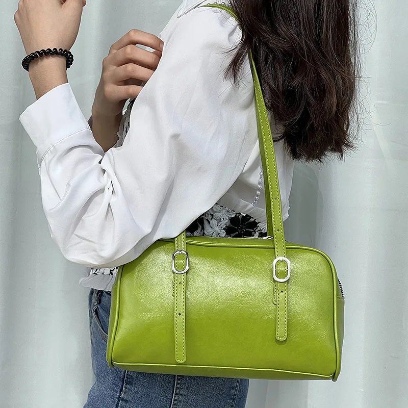 Green shoulder bag niche leisure underarm handbag Korea ins bag new Joker commuter handbag wholesale