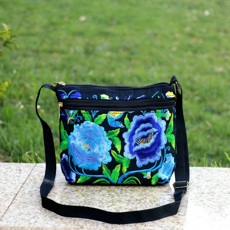 Vintage Ethnic Shoulder Bags Fashion Retro Embroidery Canvas Purse Messenger Pouch Embroidery Boho Travel Handbag Crossbody Bag