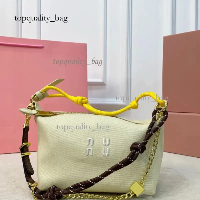 

Miue Miue Bag Designer Handbag Luxury Shoulder Bags Cowboy Denim Purse Sheepskin Folds Crossbody Bag Washed Through Surfing Rope