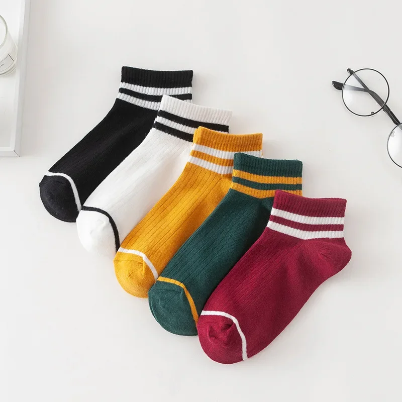 

Two Bar Short Socks, Trendy Sock, College Style Sports Socks Harajuku Style Women's Candy Colored Boat Socks