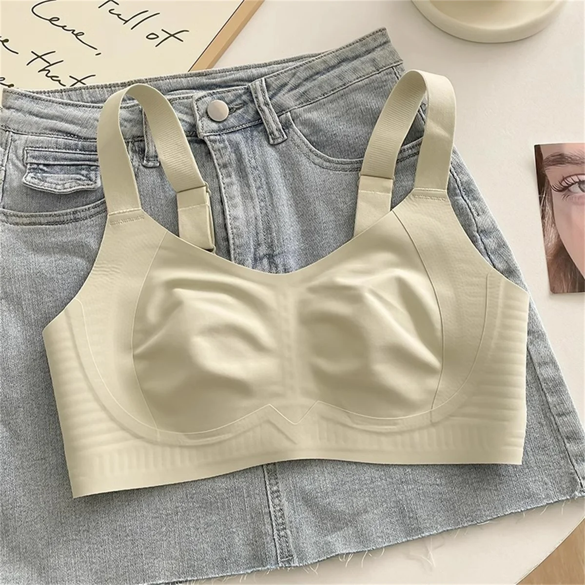 Women's bra bra Seamless lift underwear Women's retraction breast anti-sag rabbit ear cup soft support plus size bra