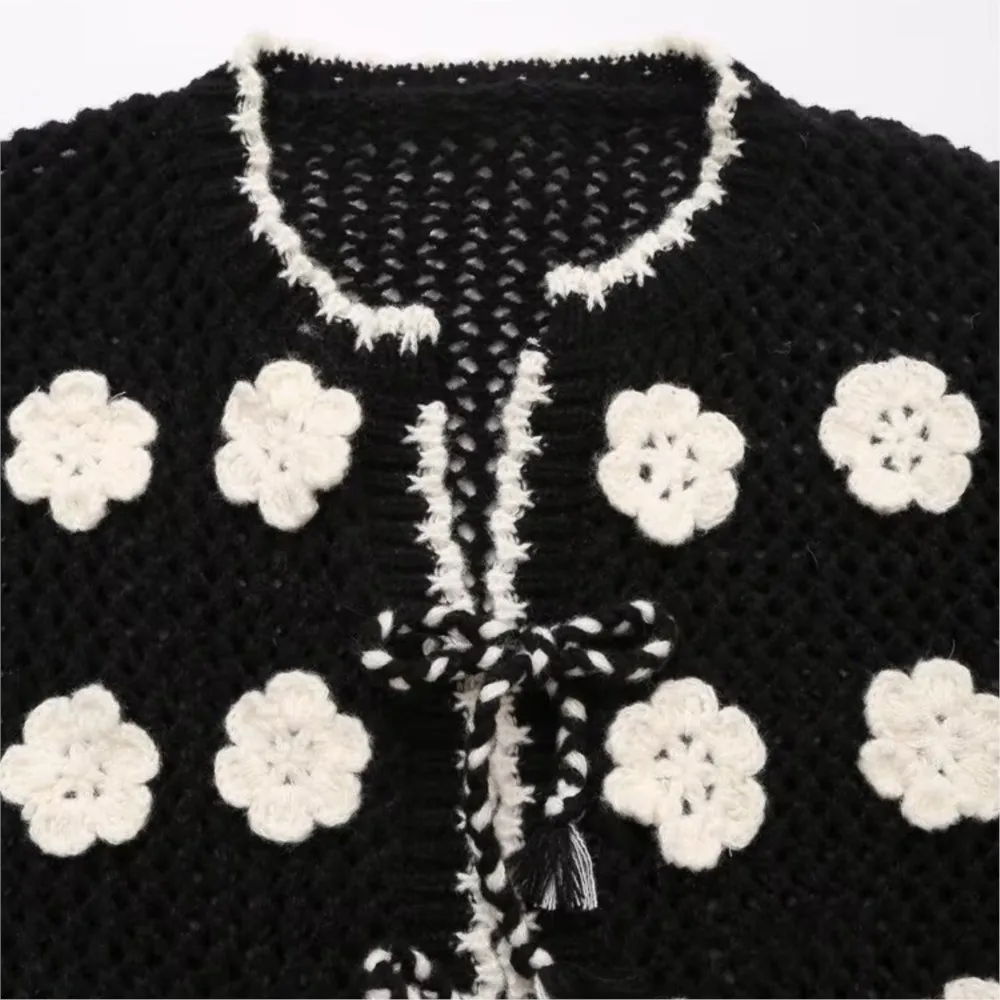 Women's street fashion hook flower coat 2024 autumn new long sleeve knitted cardigan