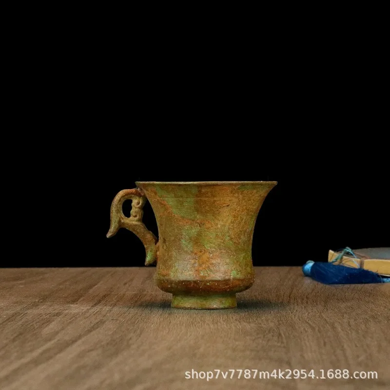 Brass alloy craftware with floral and bird patterns, decorative cup for home decoration