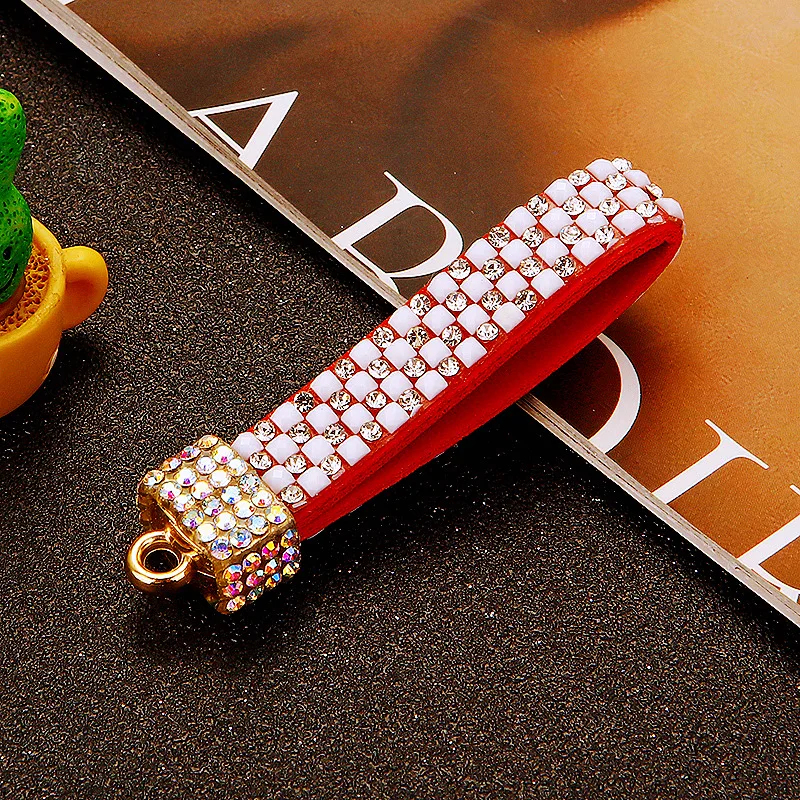 

Diamond rope Handmade diamond-encrusted car keychain Metal cute women's bag pendant Key chain ring Braided rope accessories