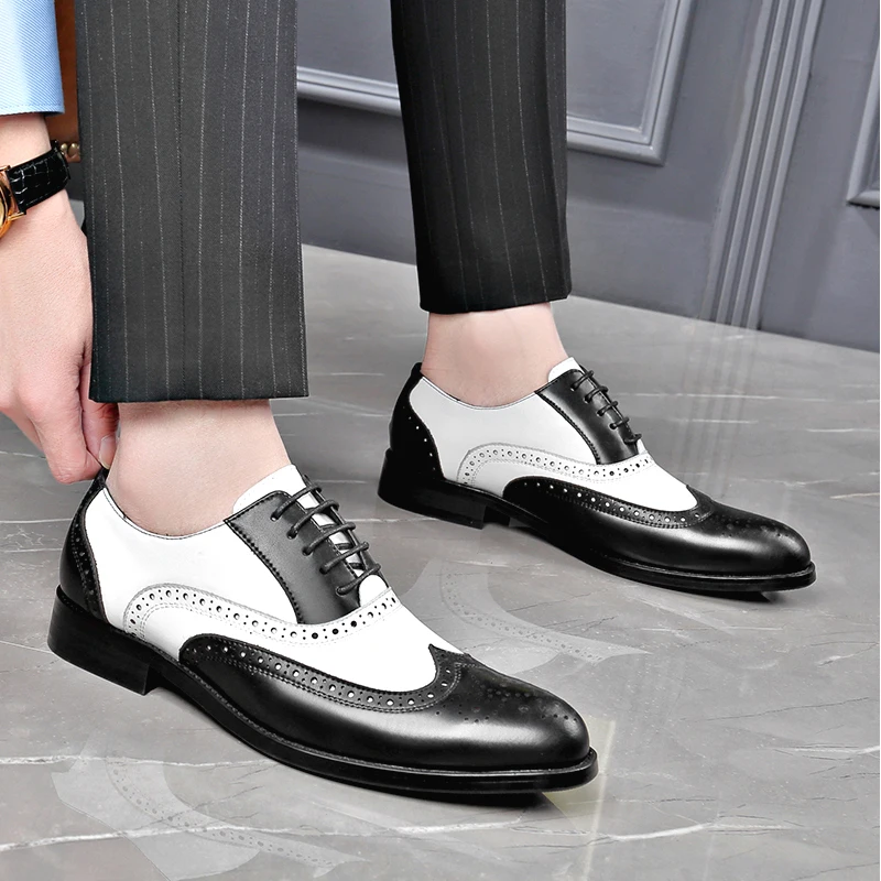 

Pointed Leather Shoes for Young Men British Fashion Brand Breathable Block Men's Shoes Carved Wedding Groom's Shoe Dress Brogue