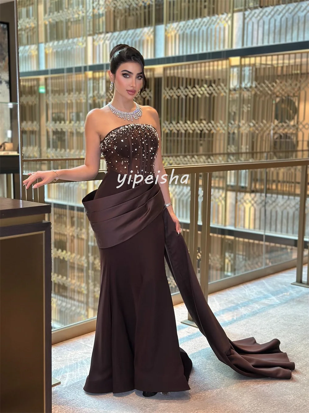 カスタムメイドのキラキラ輝くマッチングジャージーラインストーン付きスパンコールドレープマーメイドストラップレスロングドレス、オーダーメイドの特別な機会用ドレス、フォーマルドレス