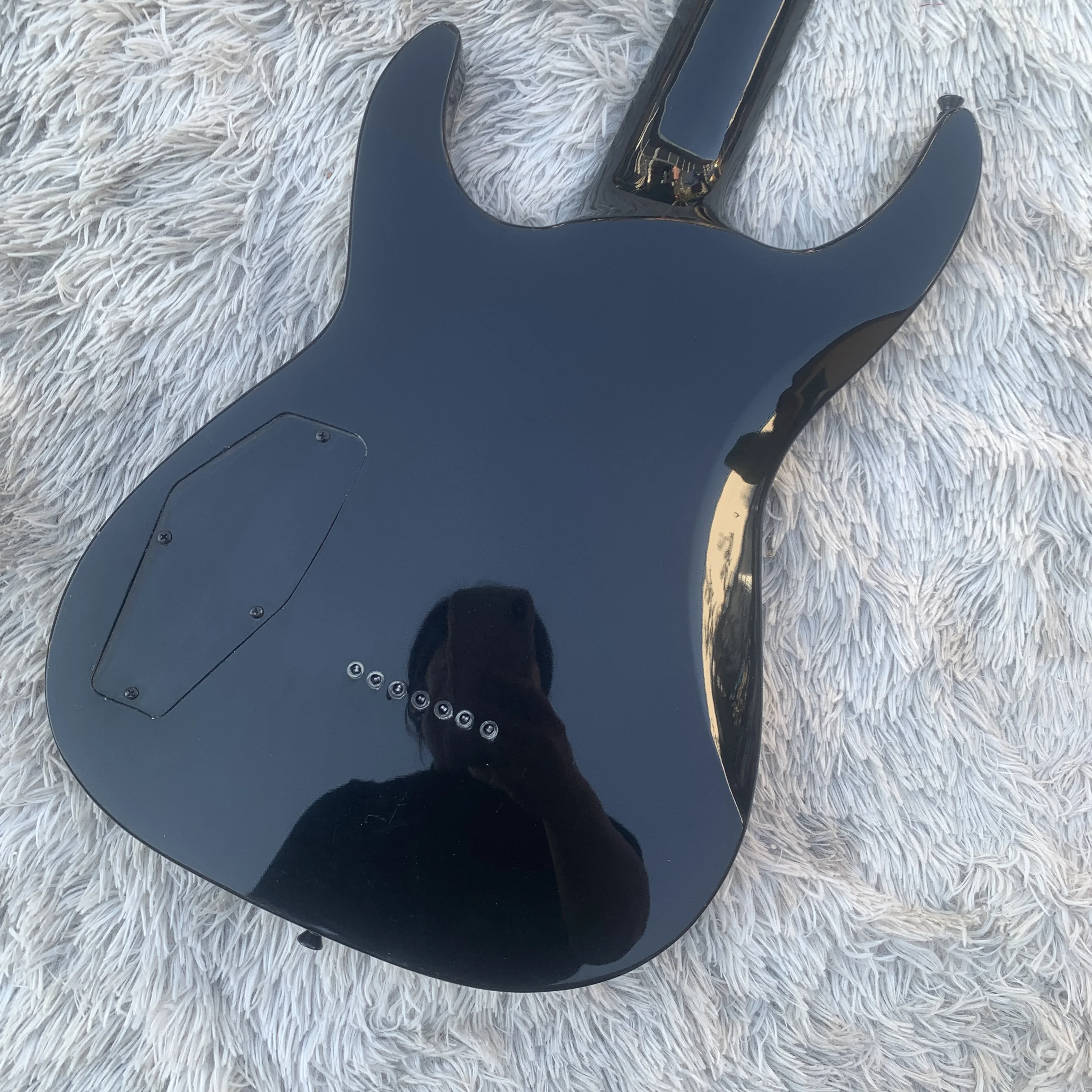 Black Body 7 Strings Electric Guitar with Black Hardware maple Neck ebony fretboard Provide Customized Service