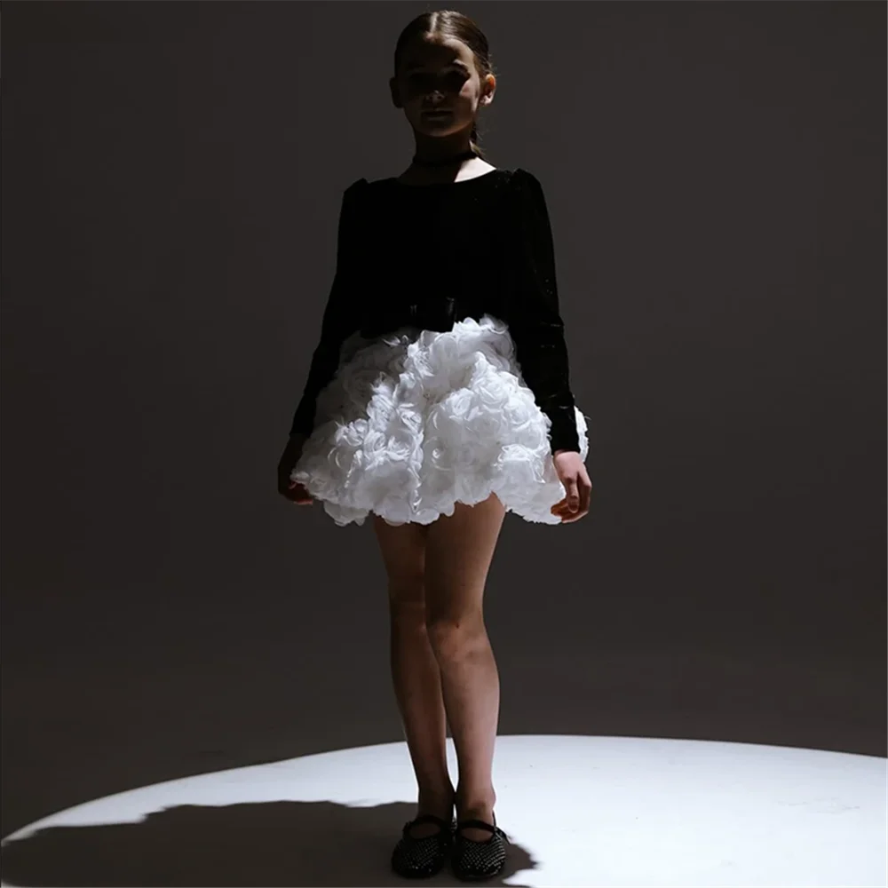Elegant Black Velvet Flower Girl Dresses Ball Gown Scoop Ruffles Flowers Bow 2025 Fairy Birthday Party Dress Customized