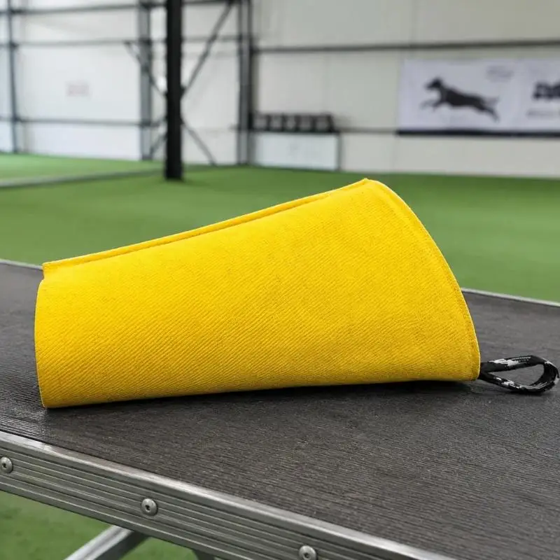 Large Dog Grip Work Sleeve, Durable Canine Fabric Gear Arm Protections for Guided Tug Work and Repeated Drill 37JD