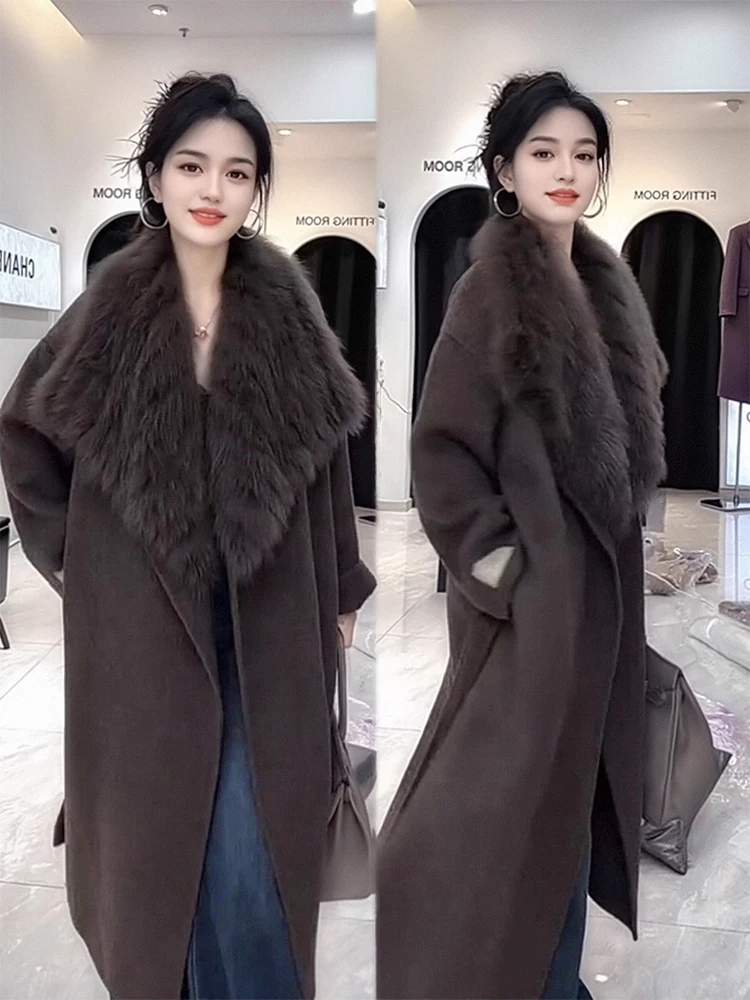 

Stylish Winter New Arrival Woolen Coat Loose Fit with Large Fur Collar Commuter Style Mid-Length Slimming Outerwear