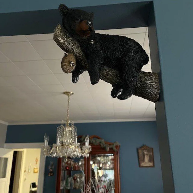 Black Bear Cub, Home Decoration, Garden Branch Animal Decoration, Resin Craft Ornament, Outdoor Garden Tree Trunk Black Bear.