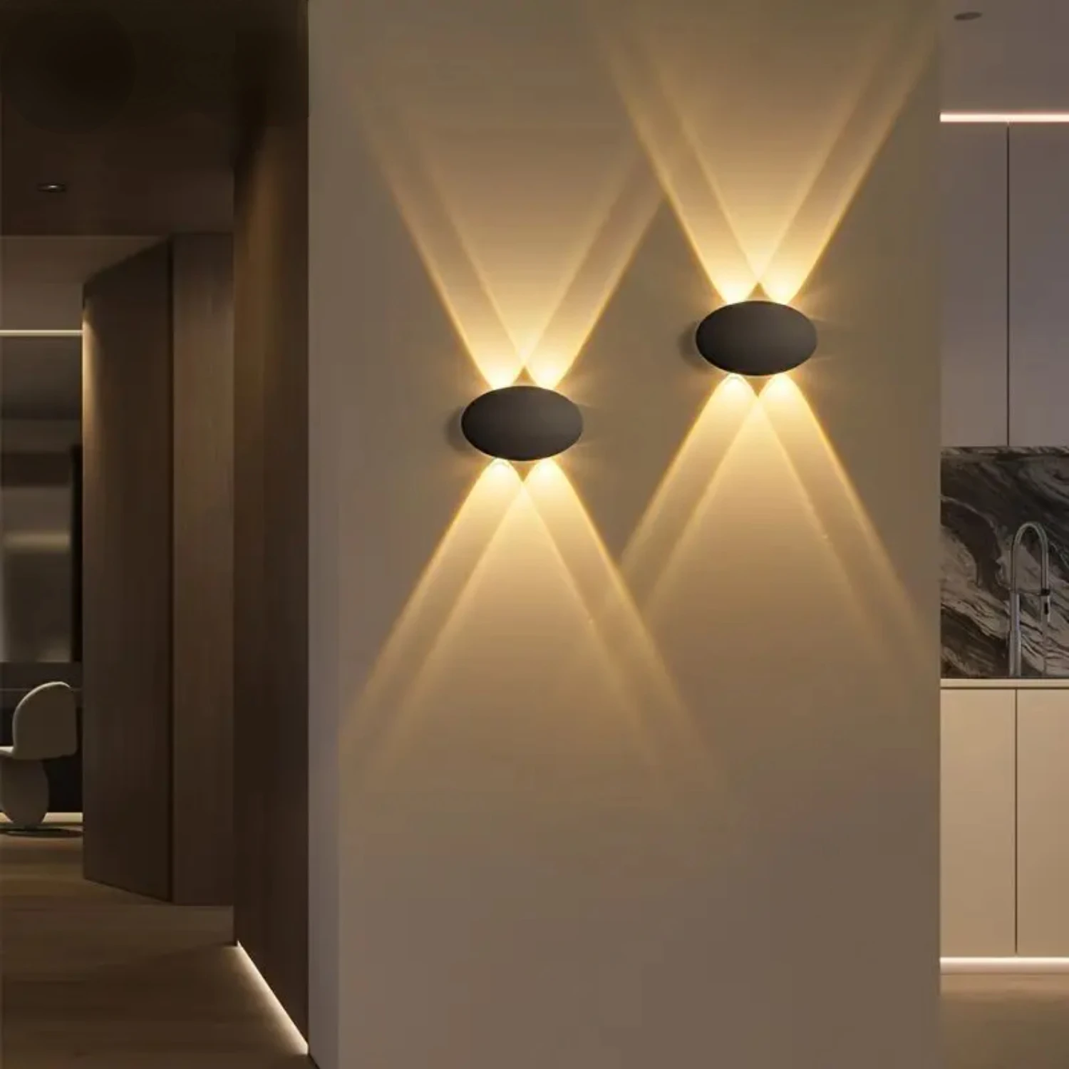 Nuova applique da parete a LED bianca calda ed elegante ed efficiente dal punto di vista energetico-perfetta per creare un ambiente tranquillo all'aperto. Aggiungi un tocco di so