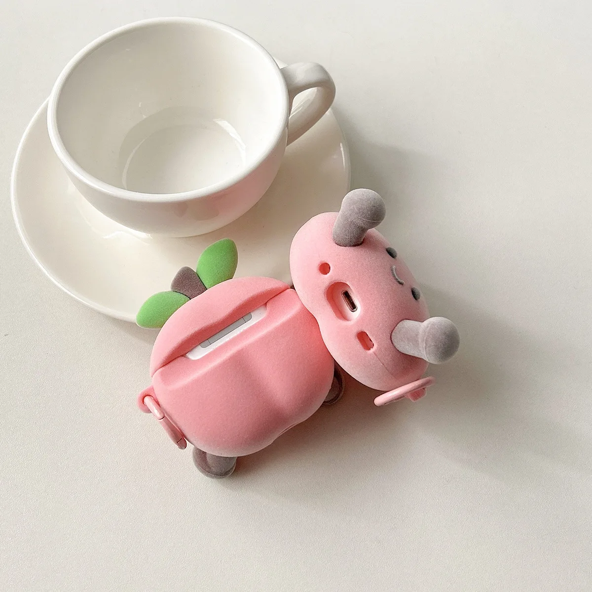 حافظة سماعة أذن لأجهزة Airpods Pro3 Pro2 Pro سماعة رأس مقاومة للصدمات لأجهزة Airpods1 2 3 4th الجيل غطاء خوخي من السيليكون الناعم