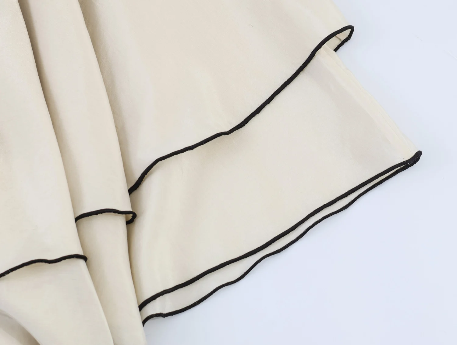 KONDALA Damen Eleganter Asymmetrischer Kurzer Rock Urlaub Freizeit 2026 Frühling Sommer Neue Mode Rock Damen Laminierter Rüschenrock – Detail 13