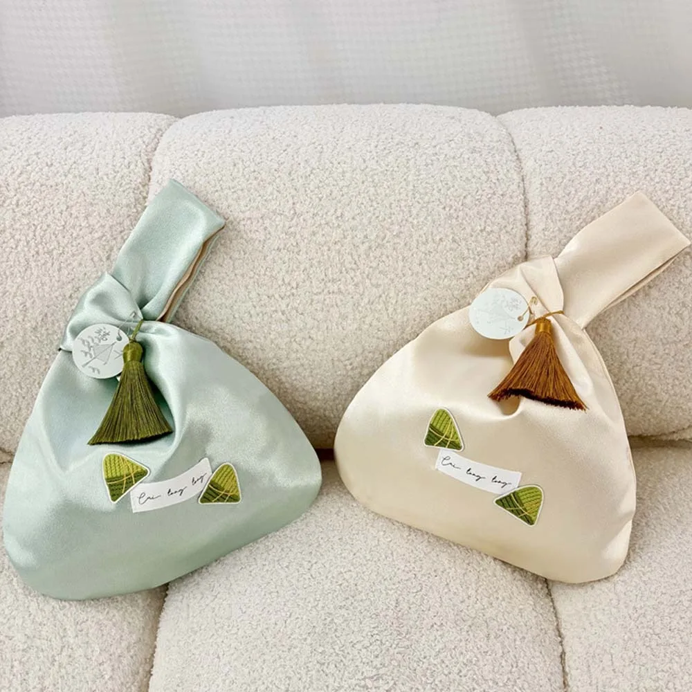 

Pendant Tassel Knot Wrist Bag Card Pin Loong Boat Festival Pouch Temperament Yellow New Chinese Style Handbag Festive Gift
