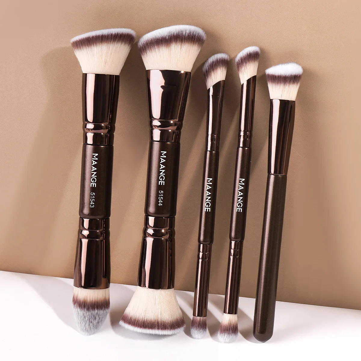 MAANGE-Juego de brochas de maquillaje, 5 uds., brocha para base, brocha para corrector, brocha para sombra de ojos, brocha de maquillaje multiusos, Kit de maquillaje profesional