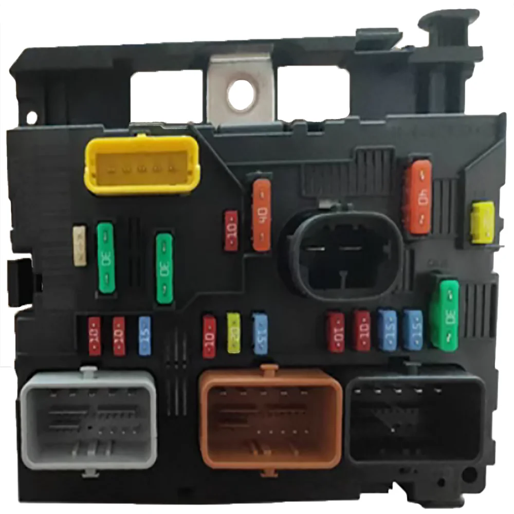 Suitable for Peugeot 1007 207 (A7) 307 RESTYLING Citroen C2 C3 II C4 ENGINE FUSE BOX 6500FH