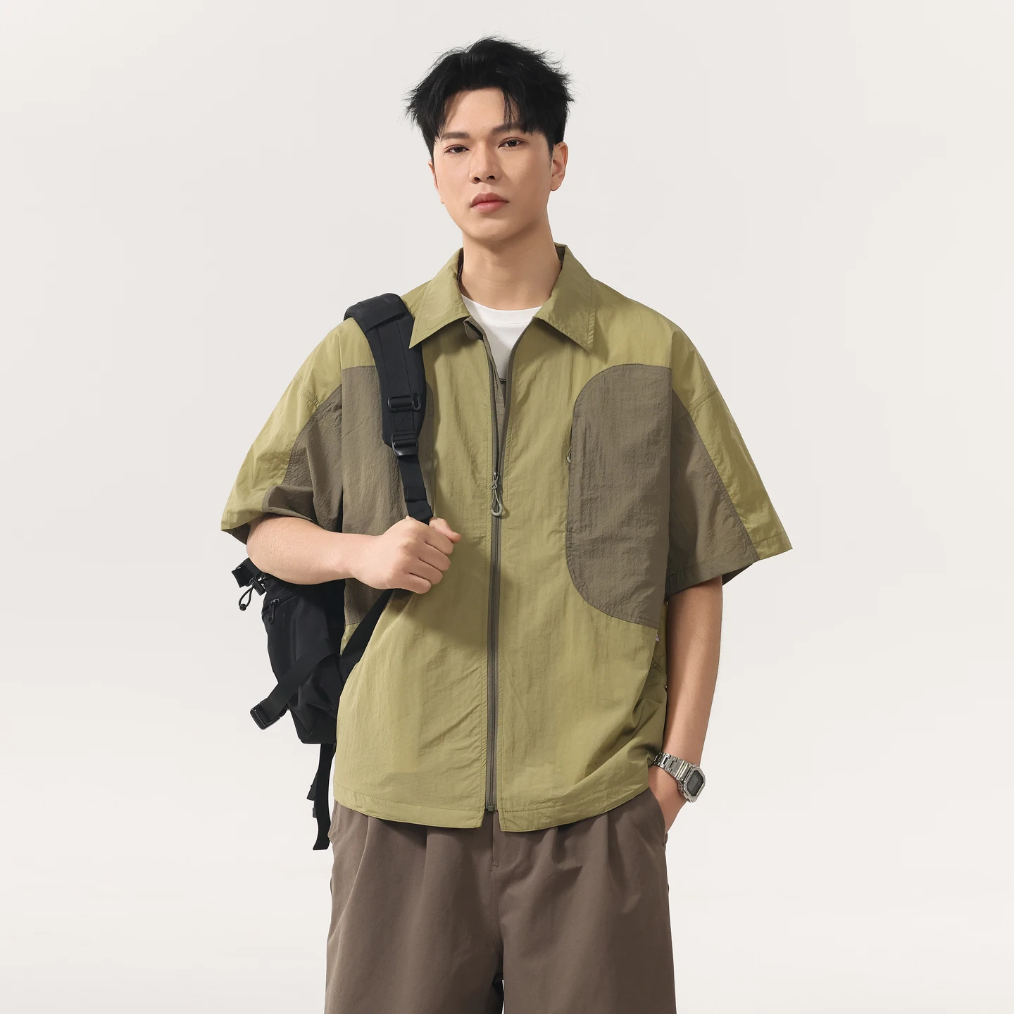 

Men Japanese Streetwear Outdoor Hiking Lightweight Quick Dry Loose Casual Cargo Shirts Summer Splice Design Short Sleeve Shirt