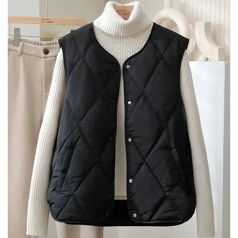 2025 Women Round Neck Vest Outwear Spring Autumn Ladies Large Size 4XL Sleeveless Coat French Female Light Thin Waistcoat Jacket